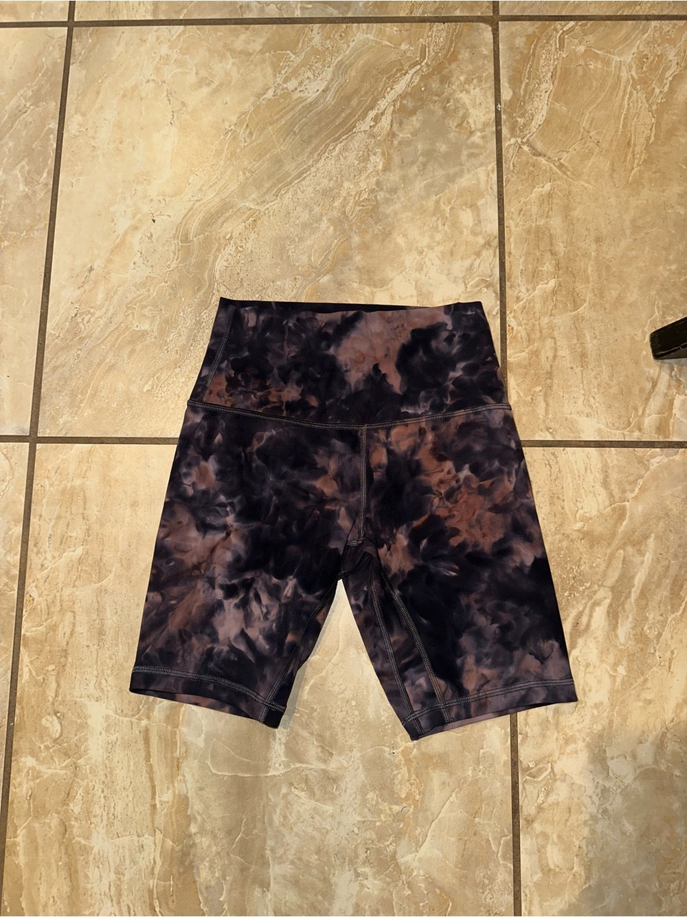 Diamond Dye Chrome Violet Lululemon Align Short Size 4